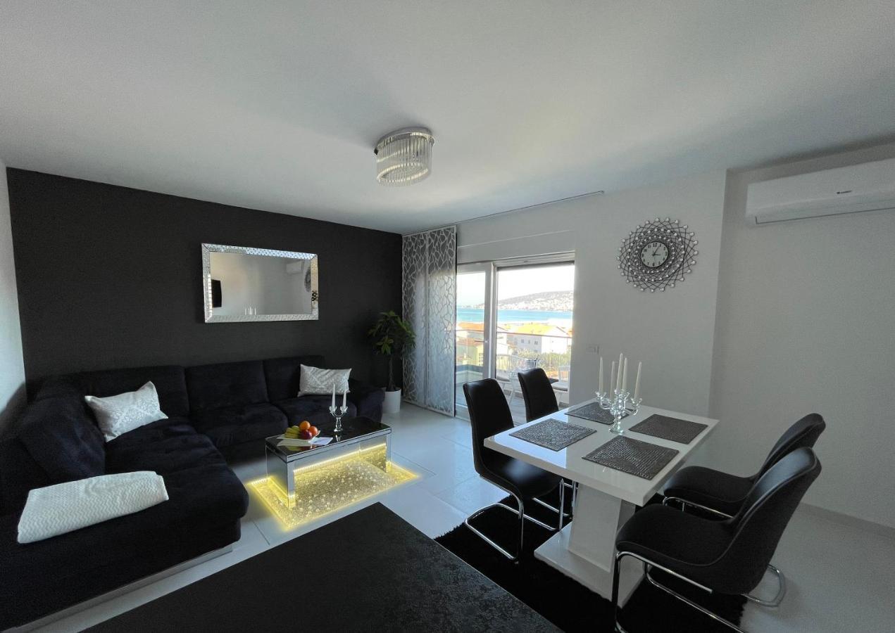 Sky Garden Trogir Apartment Exterior photo