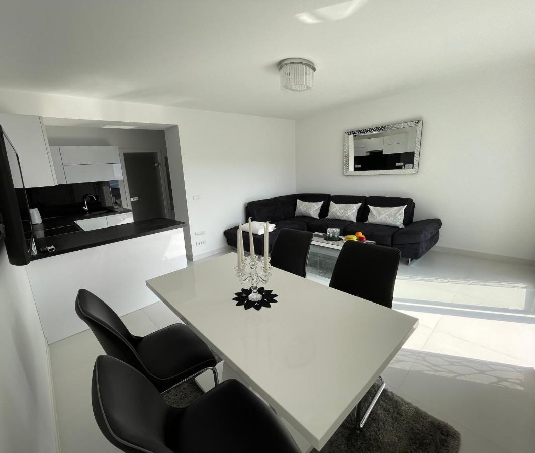 Sky Garden Trogir Apartment Exterior photo