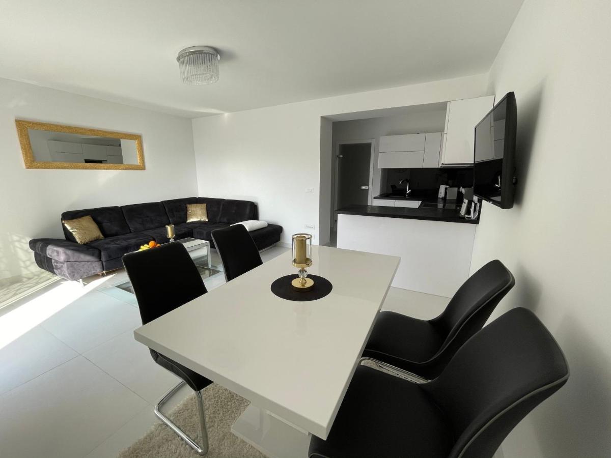Sky Garden Trogir Apartment Exterior photo