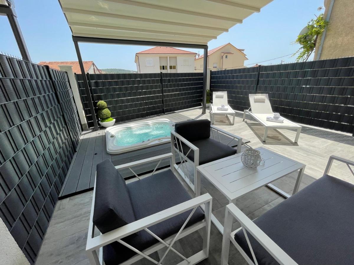 Sky Garden Trogir Apartment Exterior photo