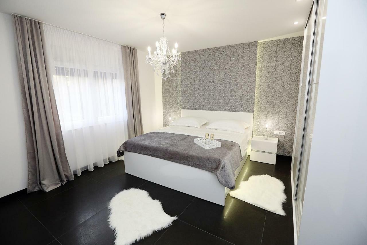 Sky Garden Trogir Apartment Exterior photo